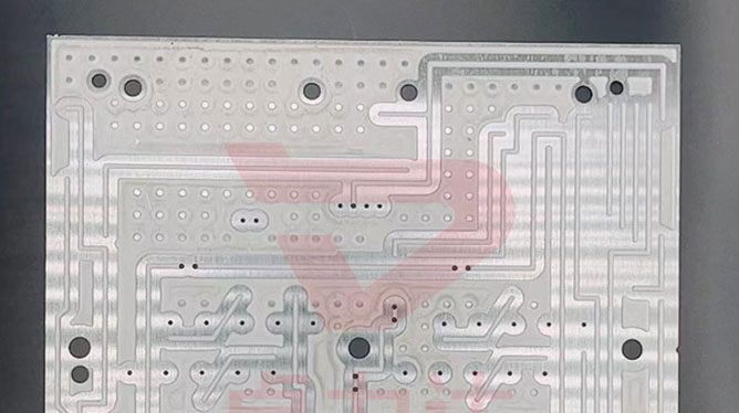 Hydrogen fuel titanium bipolar plate etching process